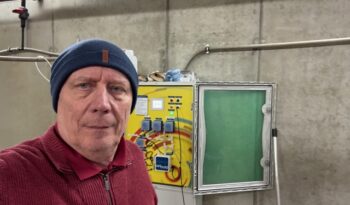 testing the sample, adjusting the measurement.